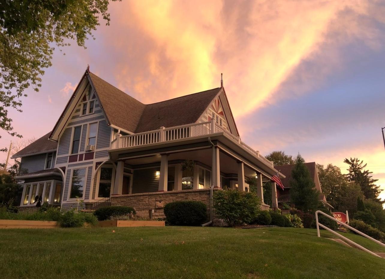 Astor House Bed and Breakfast Green Bay Eksteriør billede
