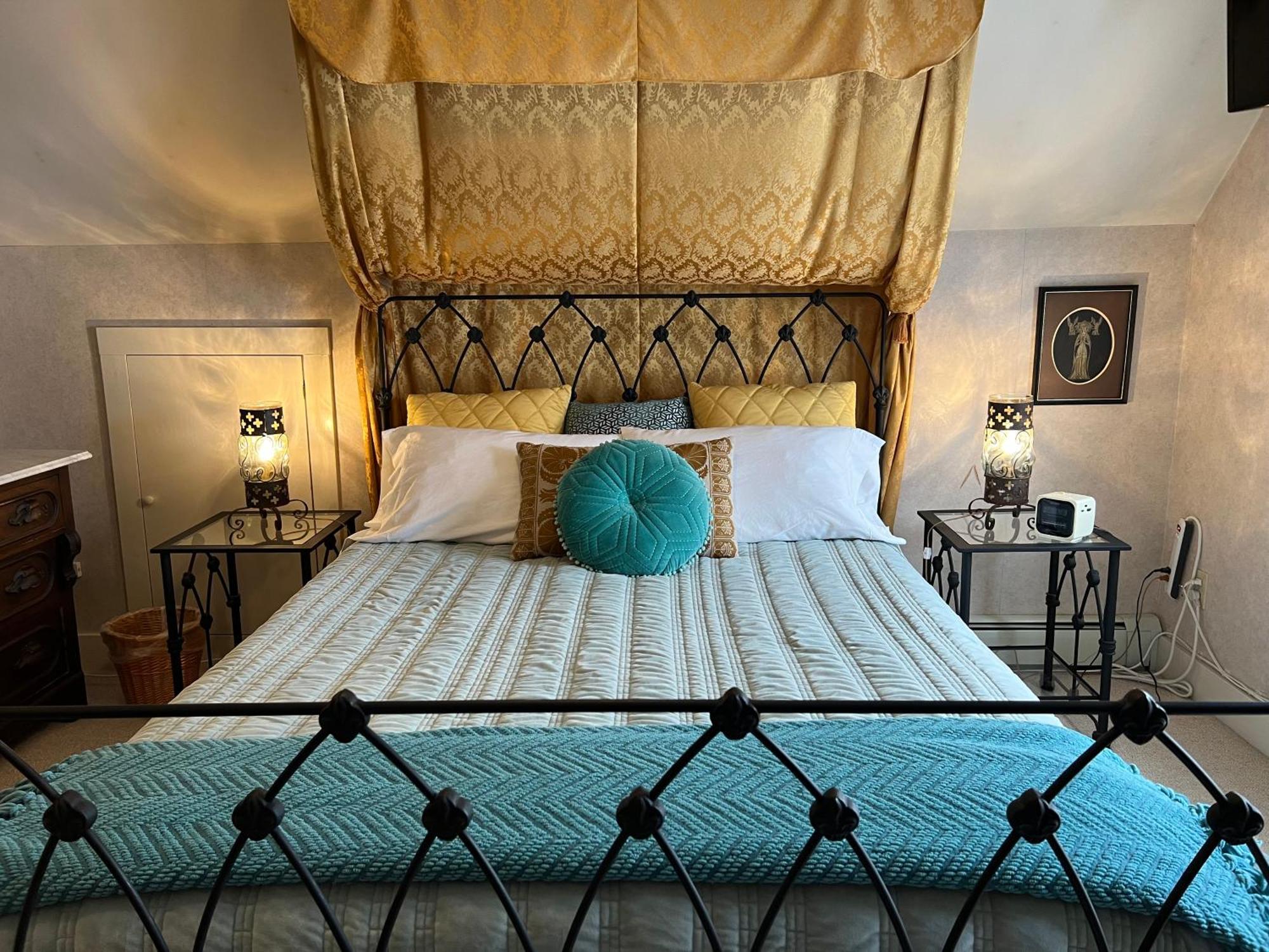 Astor House Bed and Breakfast Green Bay Eksteriør billede