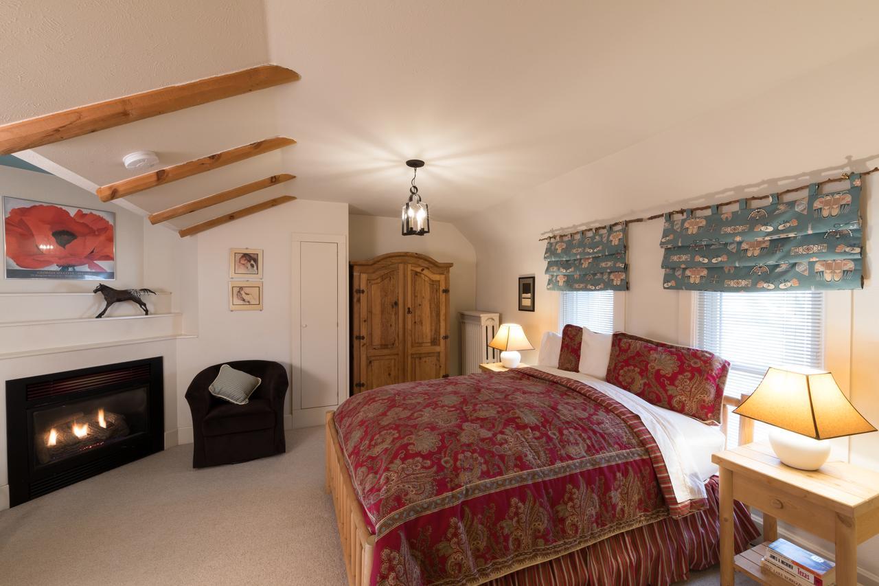 Astor House Bed and Breakfast Green Bay Eksteriør billede