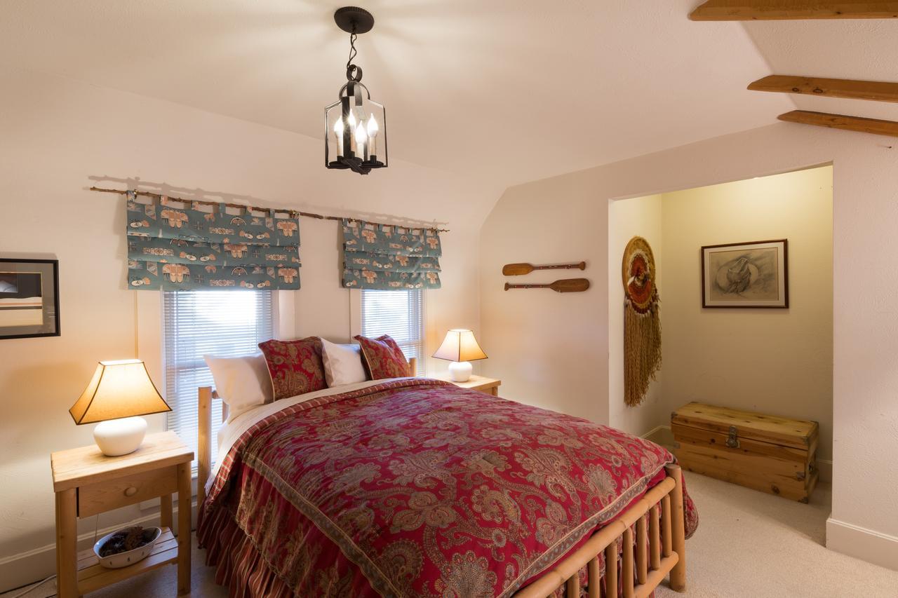 Astor House Bed and Breakfast Green Bay Eksteriør billede